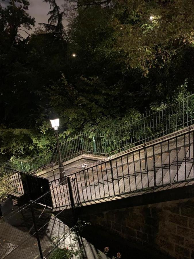 Appartement Au Coeur De Montmartre París Exterior foto